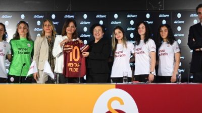 Galatasaray Hepsiburada Kadın Futbol Takımımızın forma kol sponsoru Arzum oldu