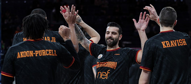 Maça Doğru | Galatasaray Nef - Yukatel Merkezefendi Belediyesi Basket